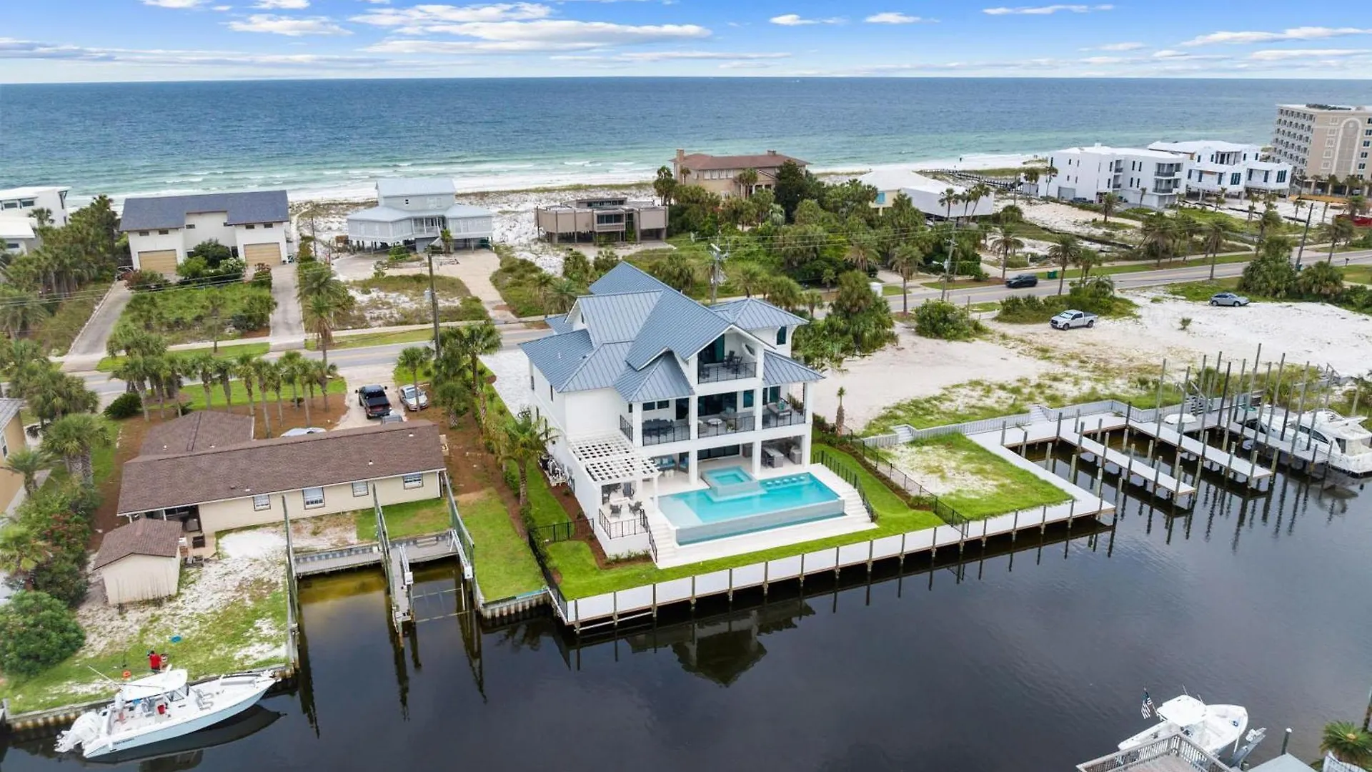The Destin Boathouse Villa