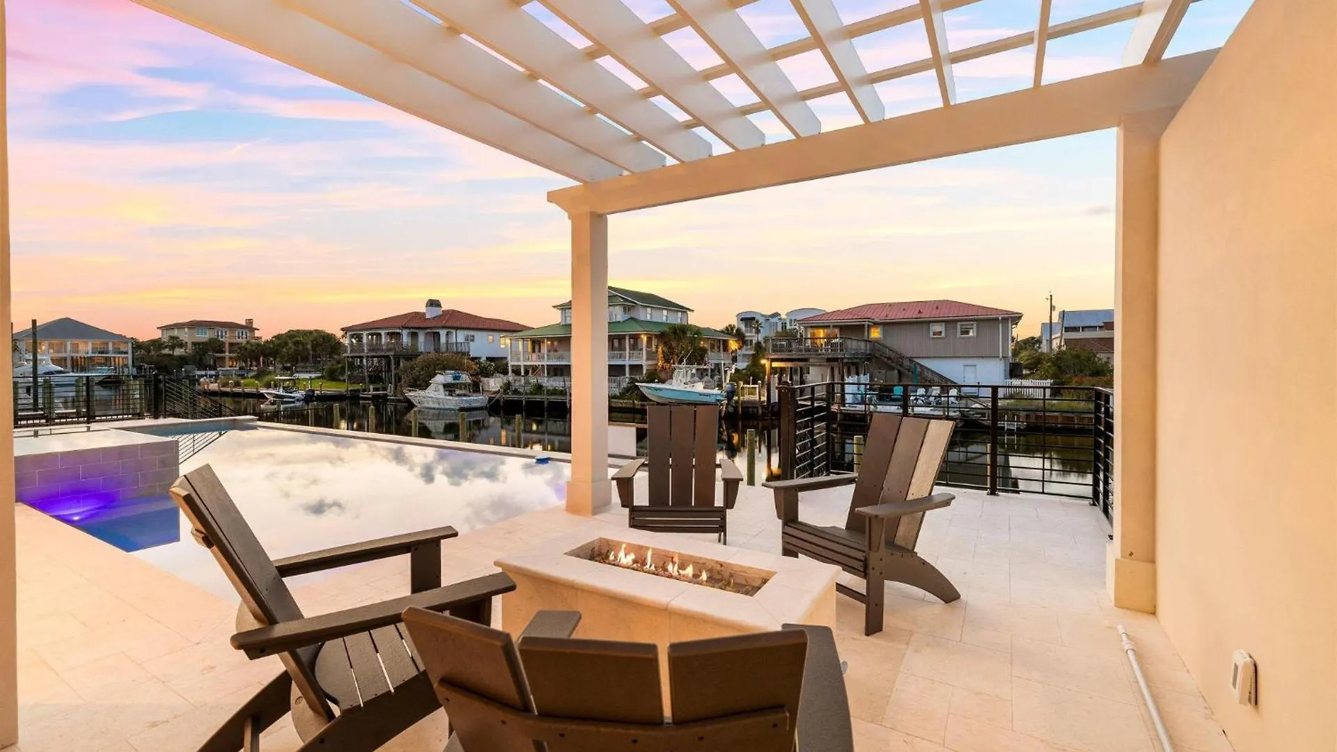 The Destin Boathouse Villa